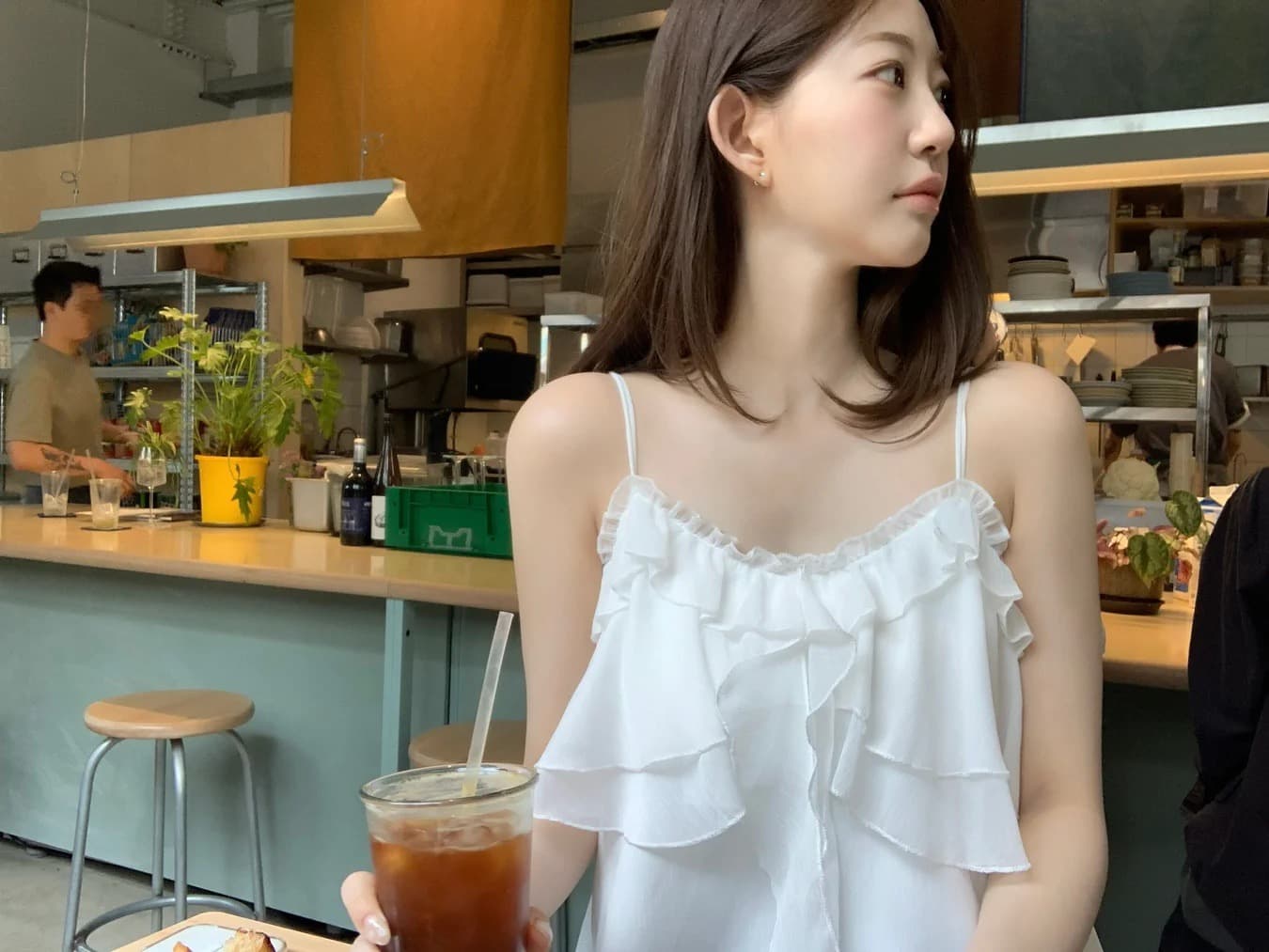 재고 있음 슈퍼 아름다움 레이스 불규칙 슬립 수준 조끼 단색 연꽃 잎 레이스 연령 감소 슬림해 보이는 캐미솔 상세 이미지 7