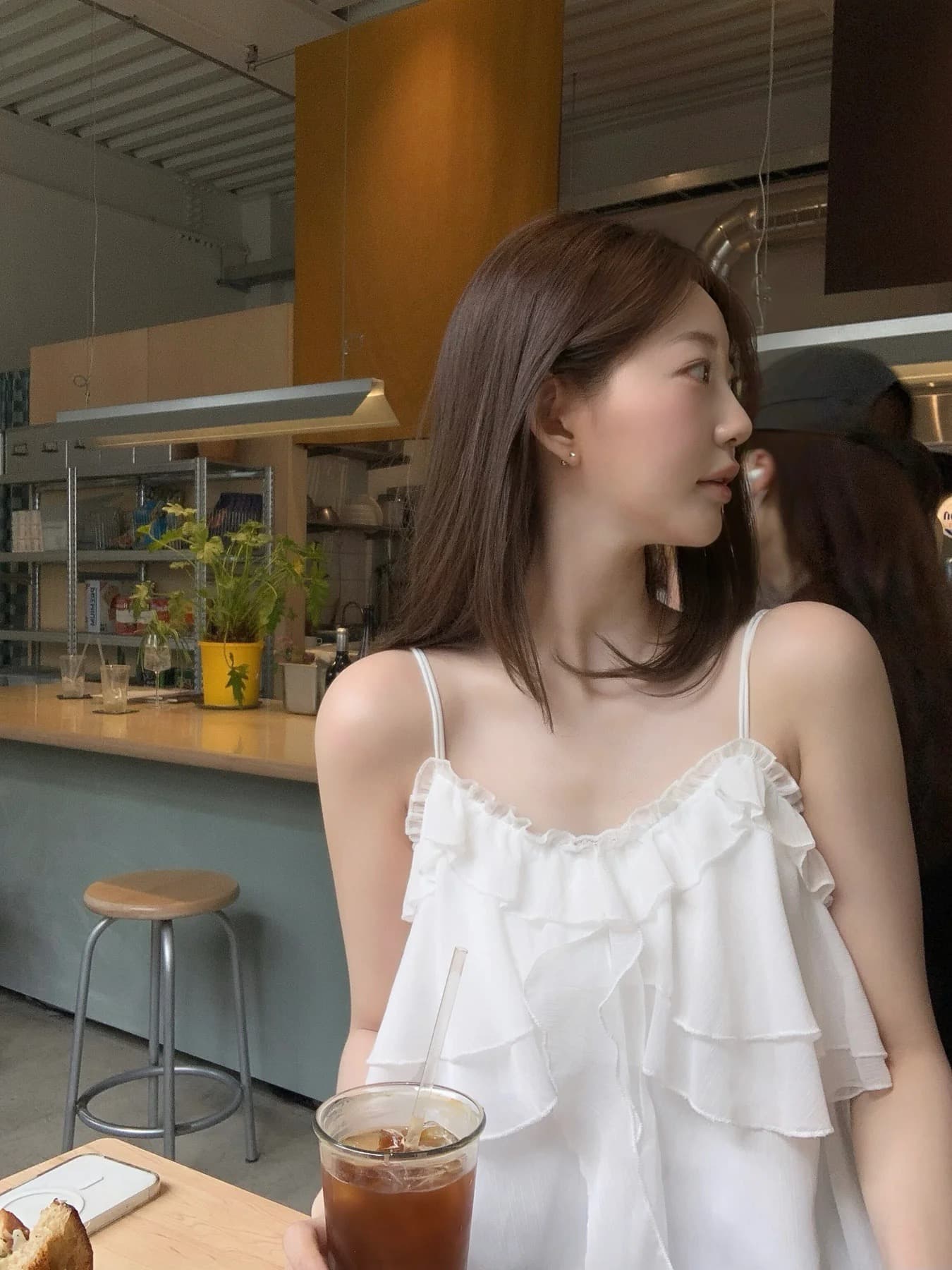 재고 있음 슈퍼 아름다움 레이스 불규칙 슬립 수준 조끼 단색 연꽃 잎 레이스 연령 감소 슬림해 보이는 캐미솔 상세 이미지 15