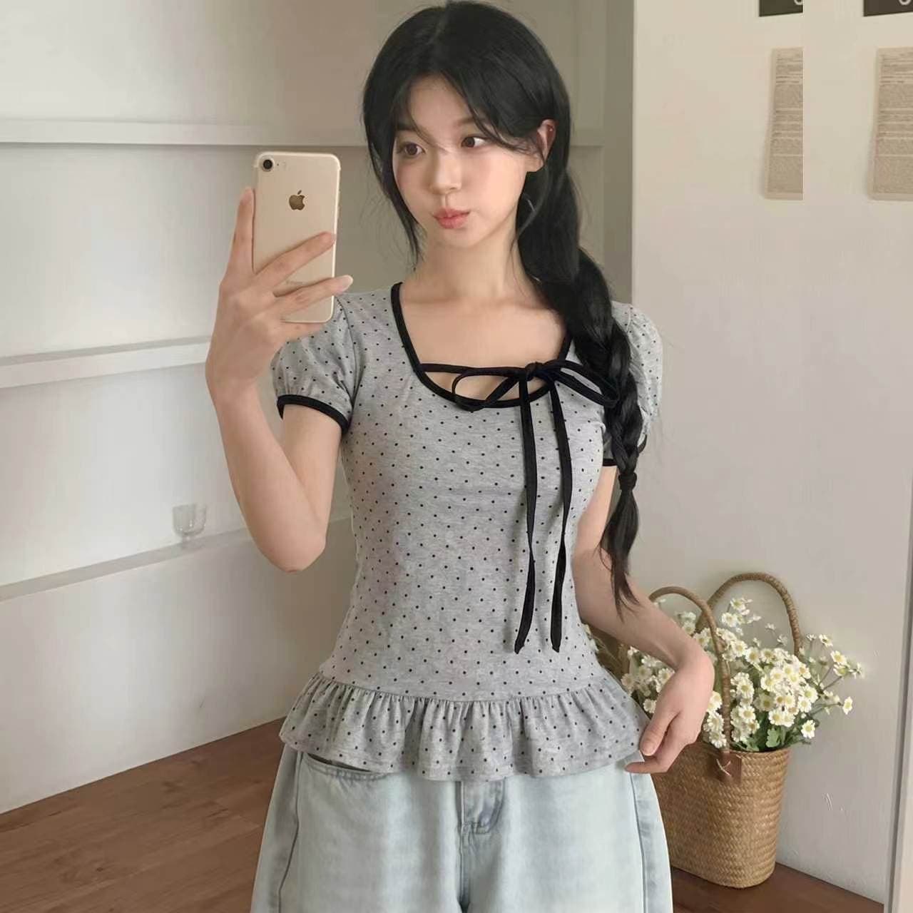 재고 있음 chic Chic 스트랩 u 칼라 연꽃 잎 옆으로 눕다. 바르게 되다 어깨 티셔츠 이미지 2