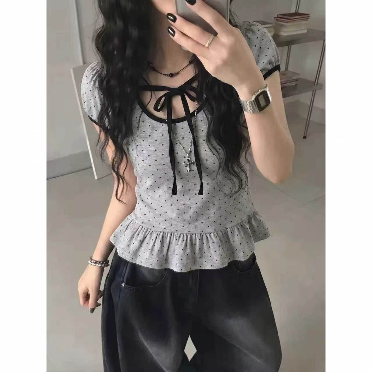 재고 있음 chic Chic 스트랩 u 칼라 연꽃 잎 옆으로 눕다. 바르게 되다 어깨 티셔츠