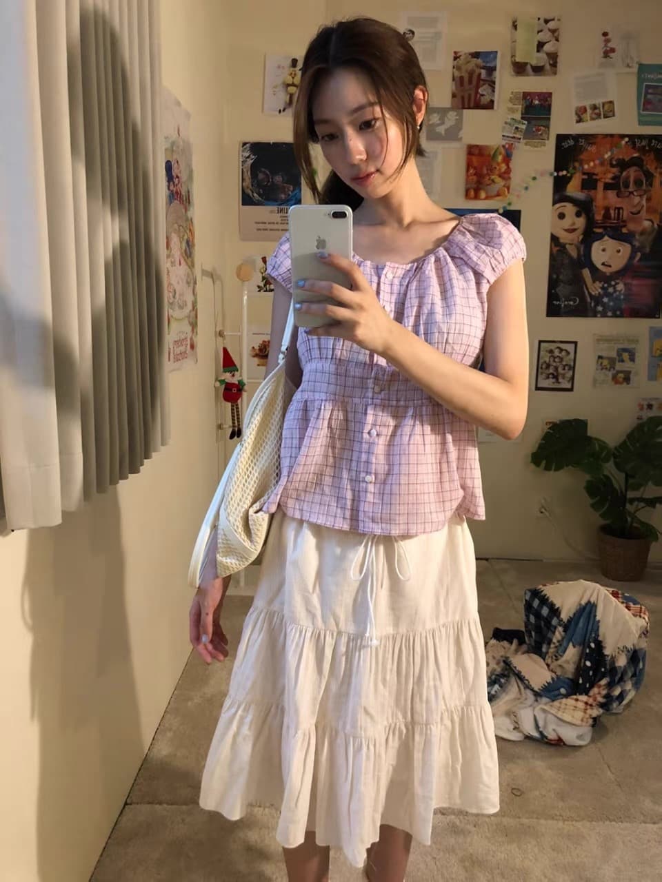 재고 있음 chic 버블 반팔 허리 수축 슬림해 보이는 인형 셔츠 상세 이미지 2