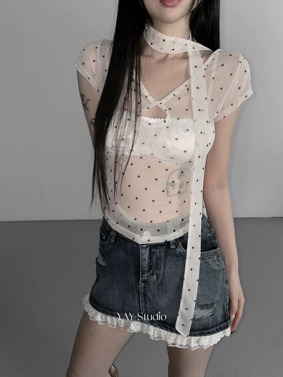 chic 도트 무늬 리본 홀로우 아웃 V넥 얇은 스타일 시스루 반팔 티셔츠 이미지 2
