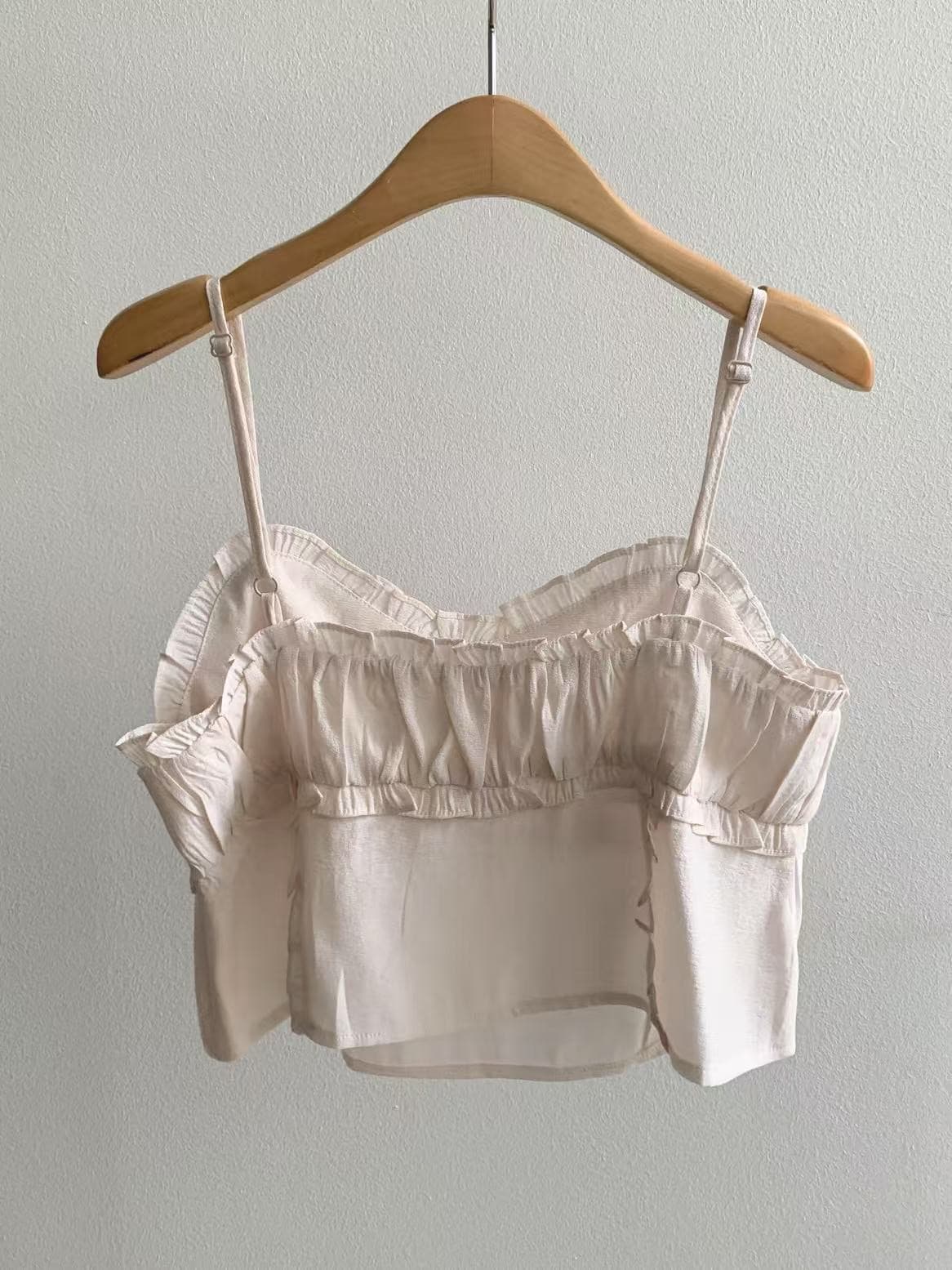 재고 있음 미니멀리즘 달콤함 부드러운 목이버섯 레이스 칼라 주름 디자인 슬립 작은 조끼 상세 이미지 27
