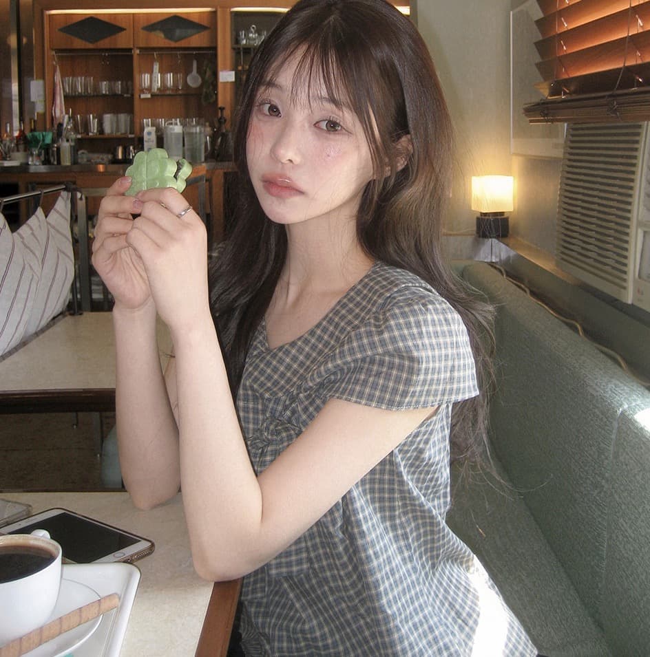 재고 있음 chic 한 여름 귀신 부서 소녀 레트로 디자인 센스 체크무늬 나비 매듭 베이비 칼라 셔츠 상세 이미지 5
