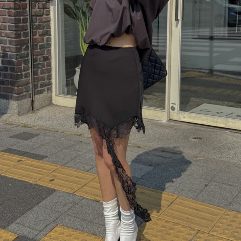 있음 창고 낭만주의 숙녀 불규칙 레이스 레이스 미니 스커트 반신 스커트 이미지 4
