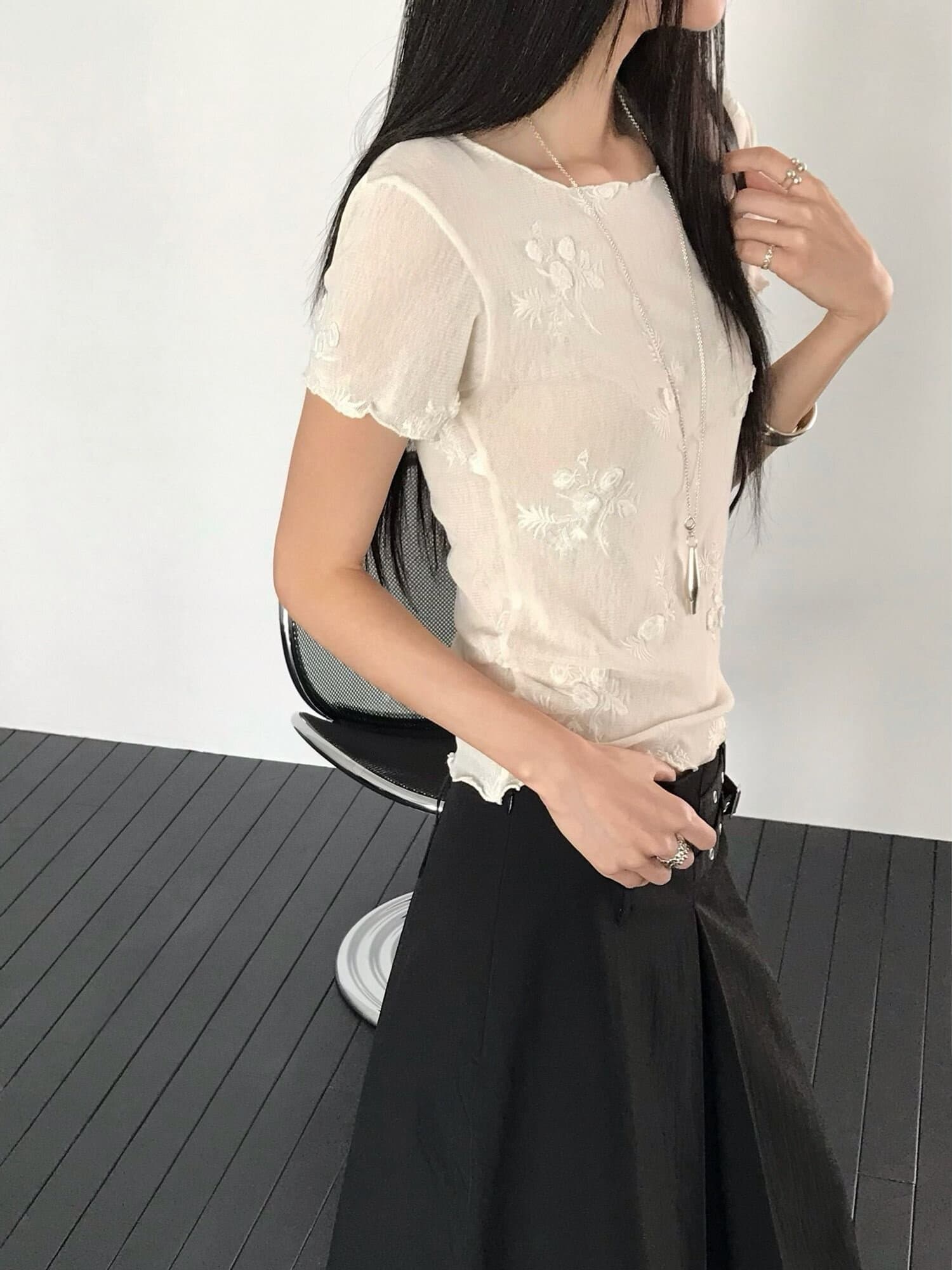 chic 한국 동대문 여름 드레스 새로운 리플 프릴 얇은 스타일 레이스 반팔 티셔츠 여성 이미지 3