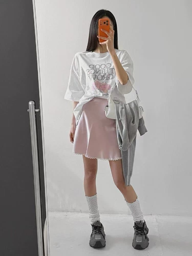 chic 새틴 레이스 측면 미니 반신 스커트 이미지 2
