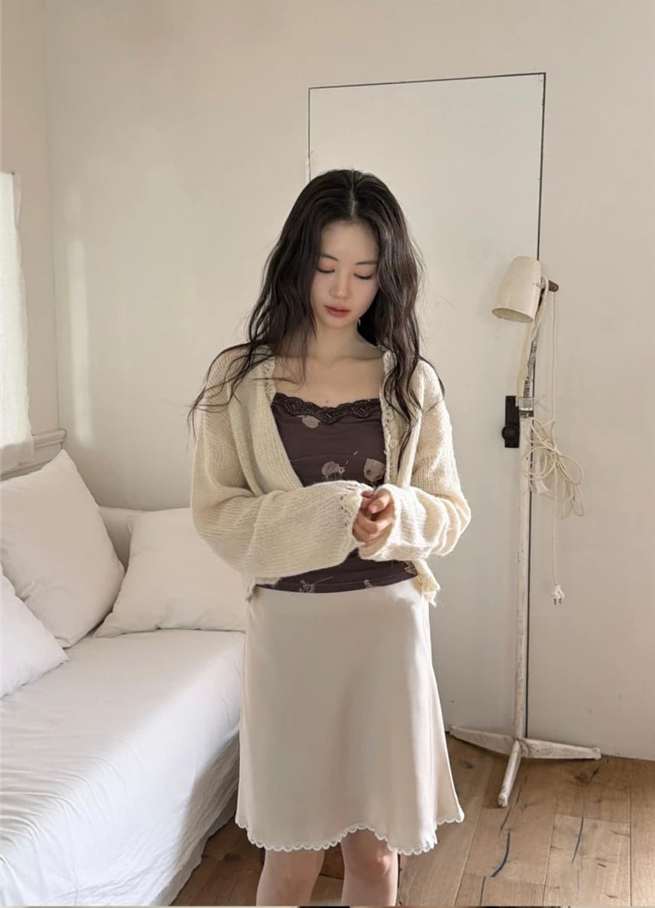 chic 새틴 레이스 측면 미니 반신 스커트 상세 이미지 2