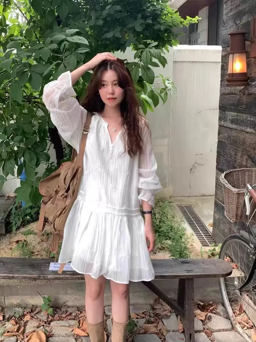 2026 여름 프릴 폴로 칼라 화이트 반팔 셔츠 상세 이미지 1