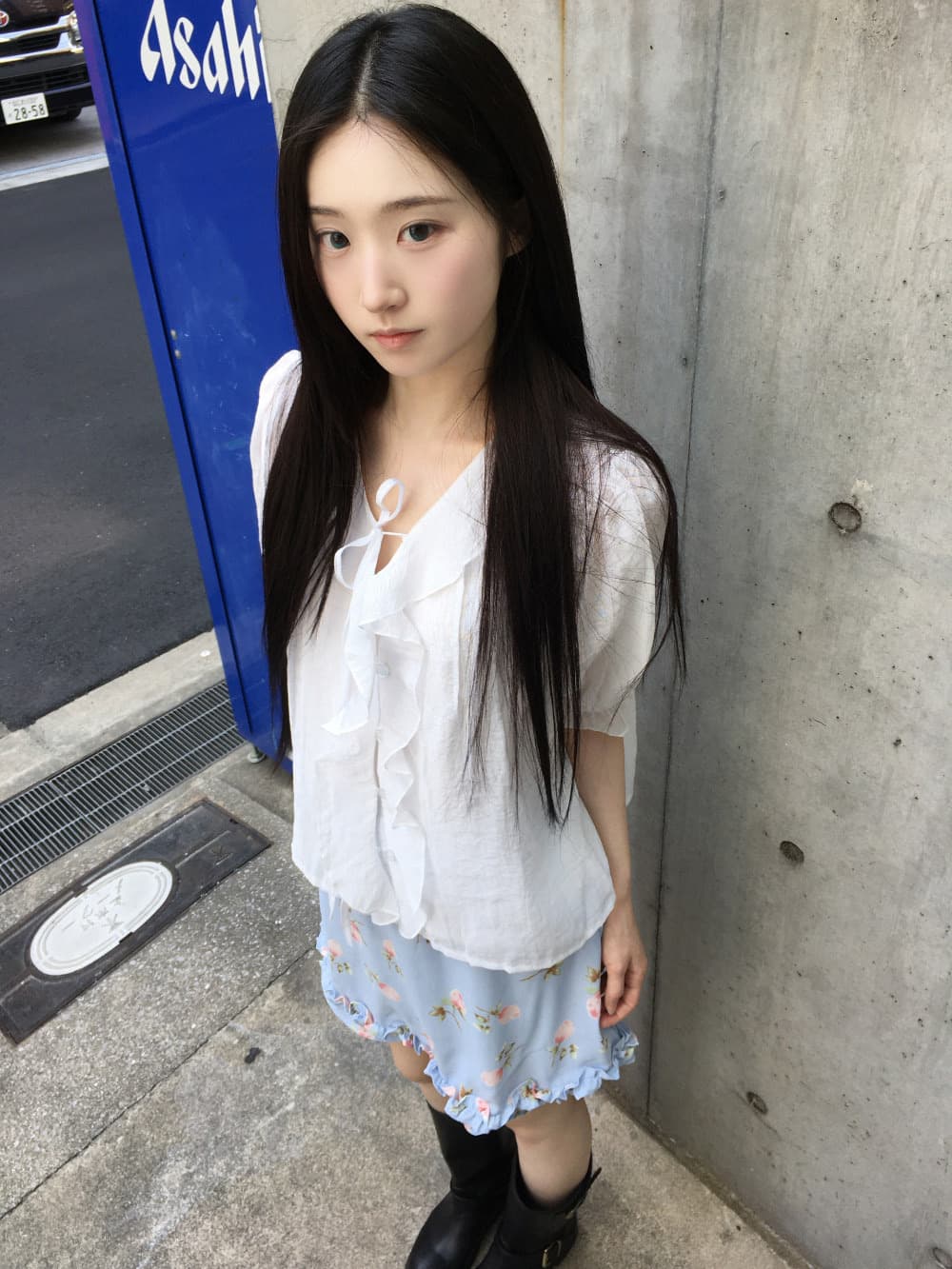 2026 여름 프릴 폴로 칼라 화이트 반팔 셔츠 상세 이미지 10