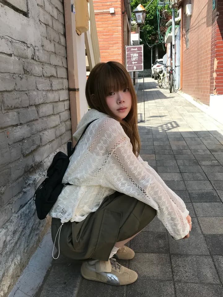 있음 선적 새로운 작은 대중 연령 감소 홀로우 아웃 자카드 펌프 로프 후드 레이스 재킷 상세 이미지 6