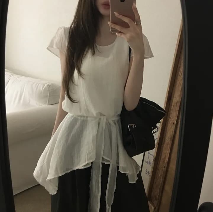 재고 있음 chic 동대문 새로운 미니멀리즘 불규칙 허리 수축 슬림해 보이는 라운드 넥 쉬폰 블라우스 상세 이미지 8