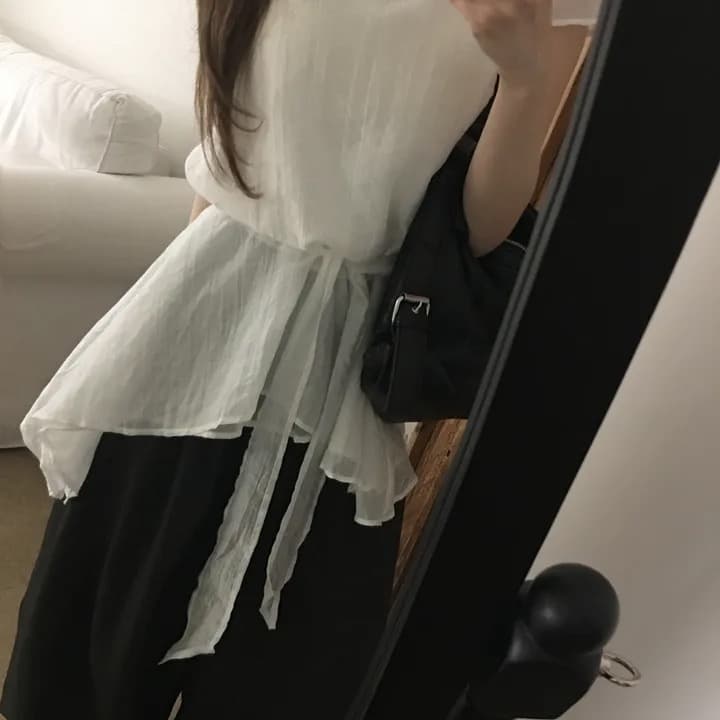 재고 있음 chic 동대문 새로운 미니멀리즘 불규칙 허리 수축 슬림해 보이는 라운드 넥 쉬폰 블라우스 상세 이미지 9