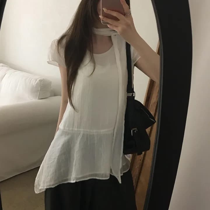 재고 있음 chic 동대문 새로운 미니멀리즘 불규칙 허리 수축 슬림해 보이는 라운드 넥 쉬폰 블라우스 상세 이미지 10