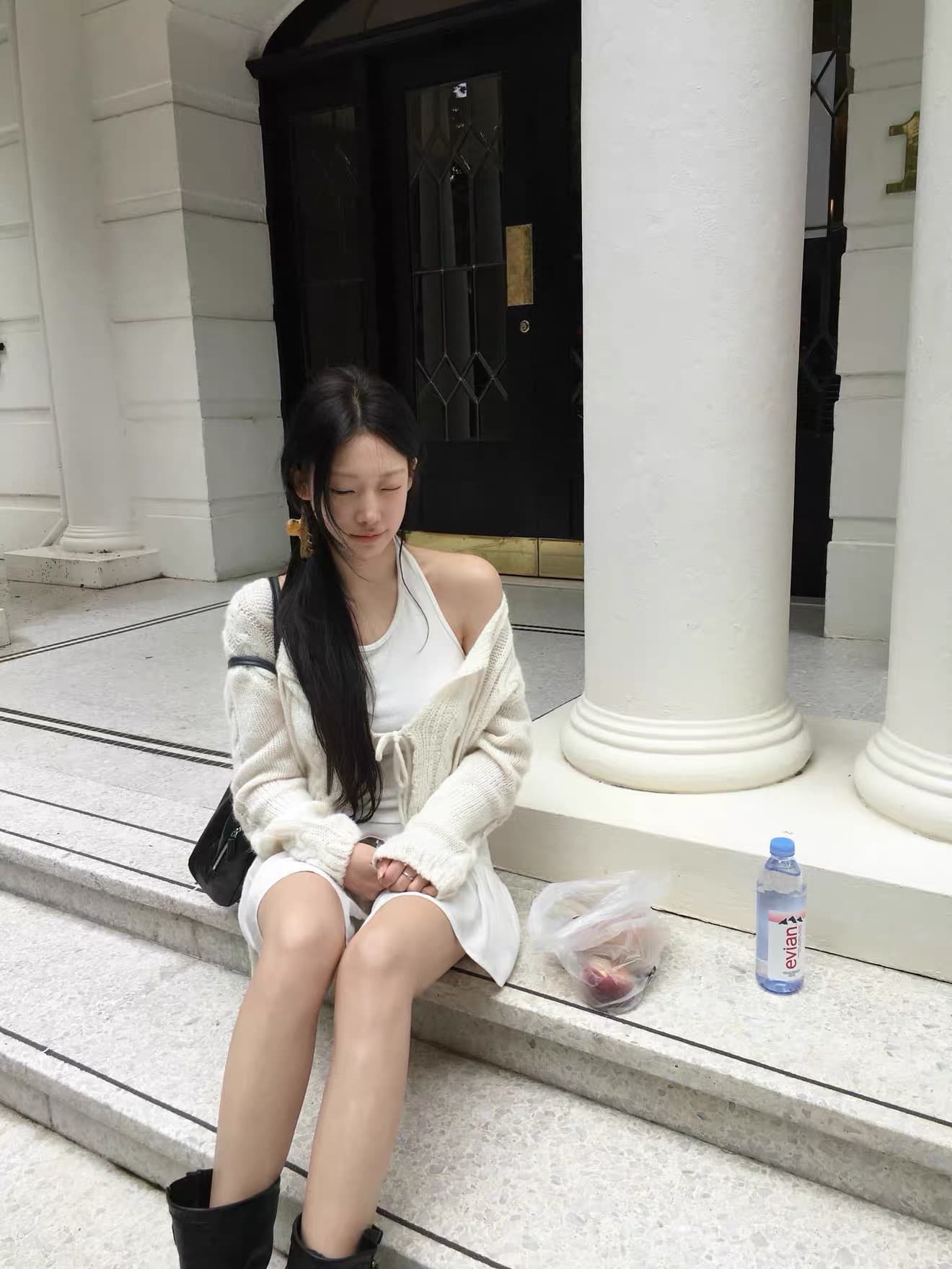 재고 있음 2026 년 이른 가을 V넥 레이스업 레이스 오픈 가디건 여성 프랑스식 부드러운 바람 재킷 작은 숄 맨위 상세 이미지 8