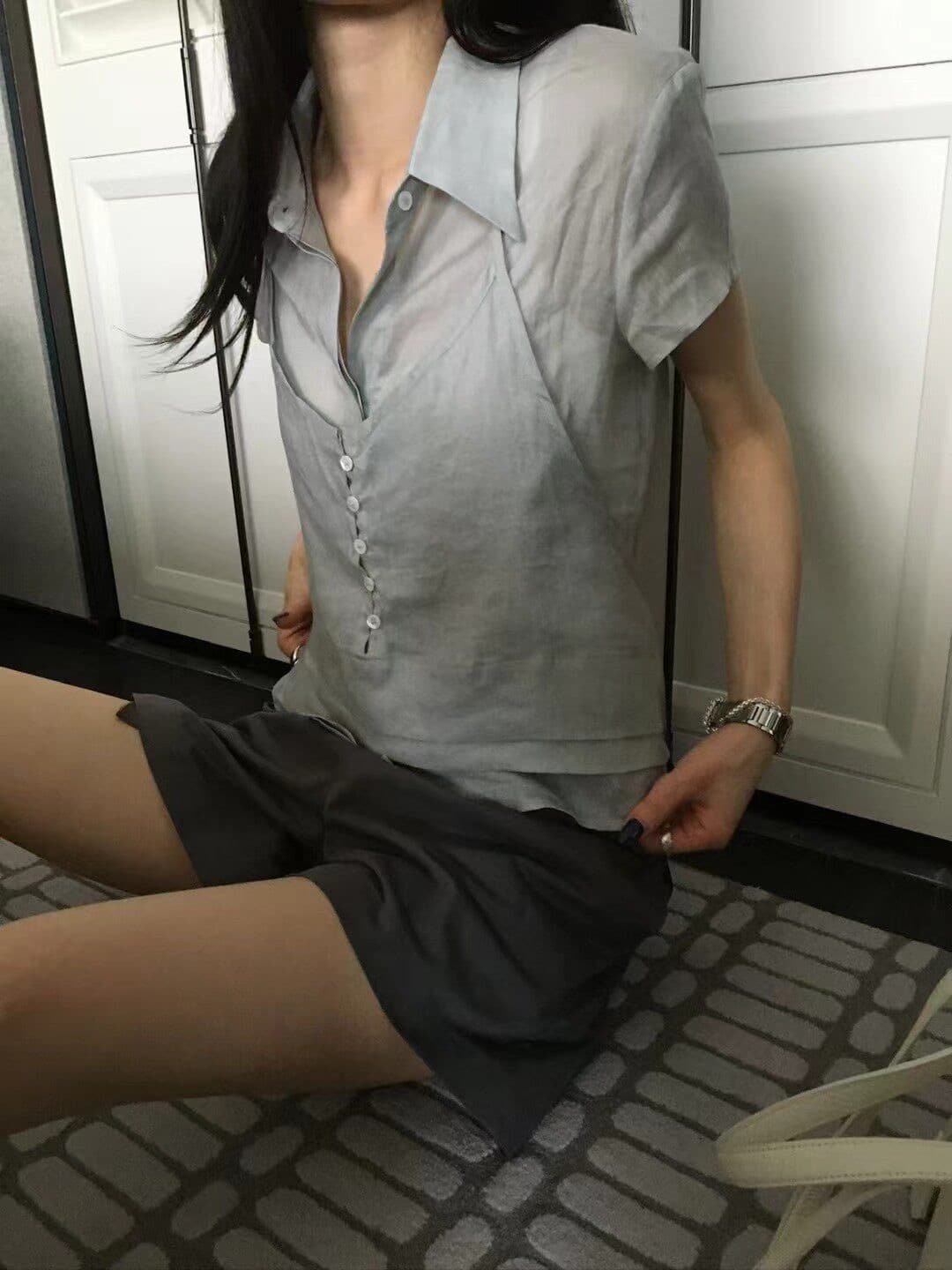 재고 있음 2026 여름 다용도 폴로 칼라 레이스업 행침 목 슬립 페이크 레이어드 반팔 셔츠 상세 이미지 2