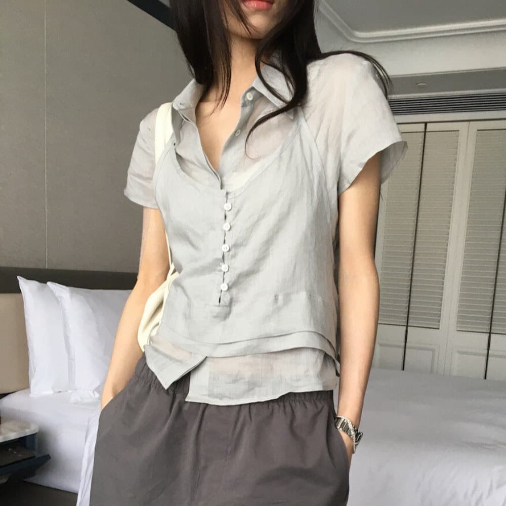 재고 있음 2026 여름 다용도 폴로 칼라 레이스업 행침 목 슬립 페이크 레이어드 반팔 셔츠 상세 이미지 5