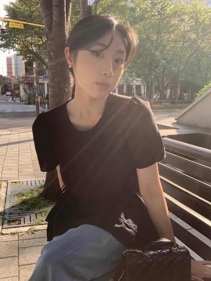 재고 있음 한국 ins 라운드 넥 주름 거품 소매 이중층 프릴 셔츠 상세 이미지 13