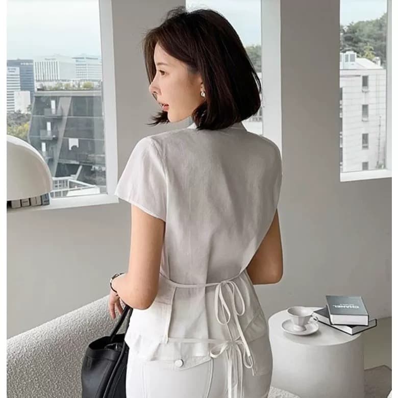 재고 있음 2026 여름 다용도 폴로 칼라 레이스업 행침 목 슬립 페이크 레이어드 반팔 셔츠 상세 이미지 14