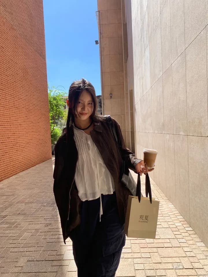 있음 창고 chic 달콤한 스타일 무거운 작업 플리츠 프릴 리본 얇은 스타일 여성 셔츠 상세 이미지 8