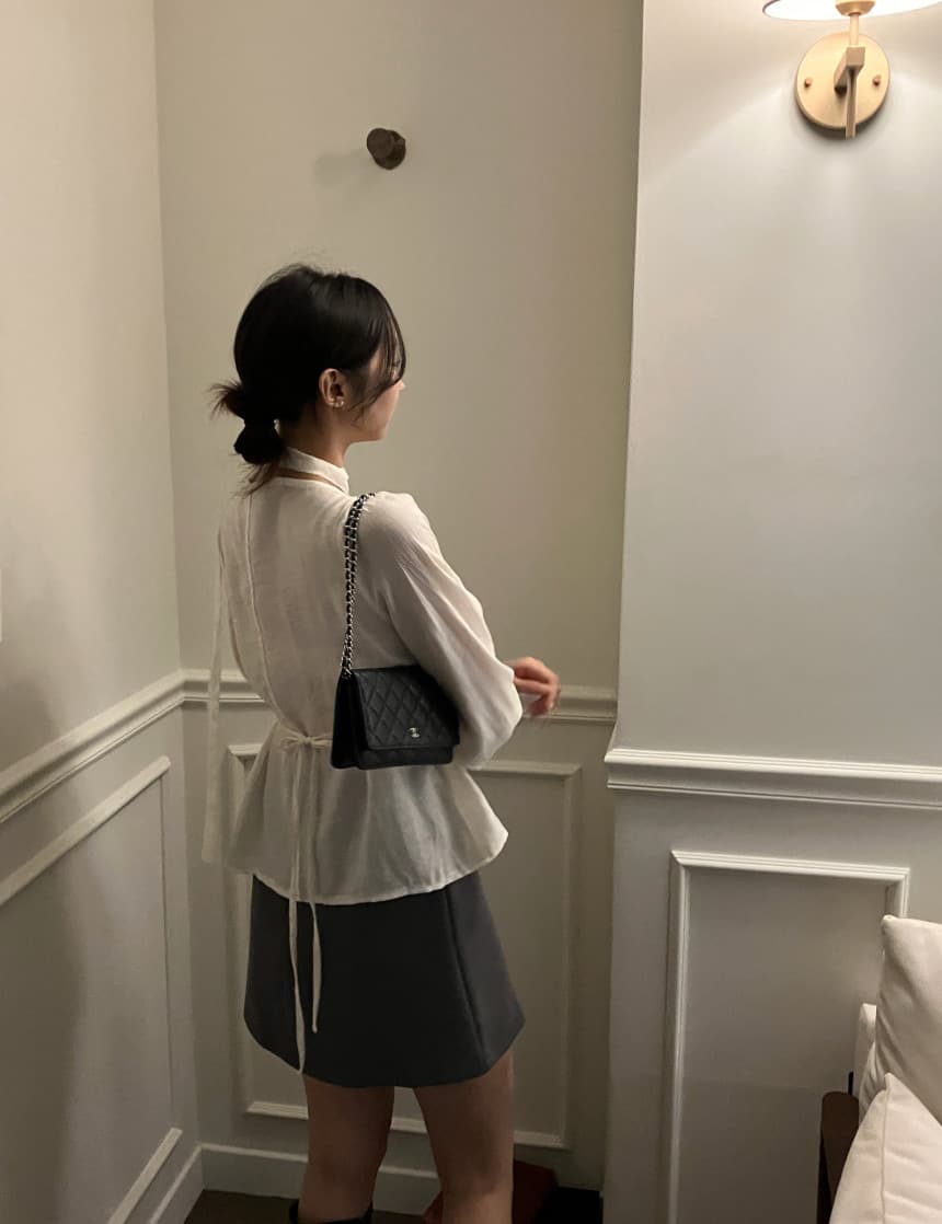 chic 가을 새로운 광장 리더쉽 단추 리본 레이스업 여성 셔츠 고급 센스 다용도 빛 요리 한 맨위 상세 이미지 5