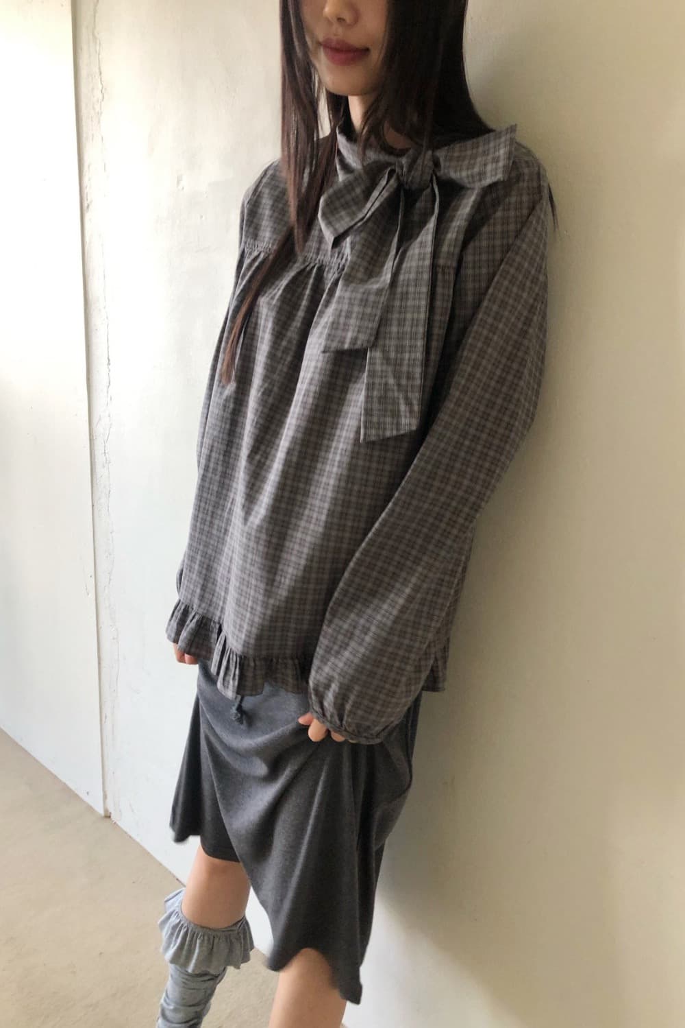 재고 있음 2026 한국 레트로 체크무늬 네클라인 리본 나비 넥타이 프릴 거품 소매 셔츠 상세 이미지 13