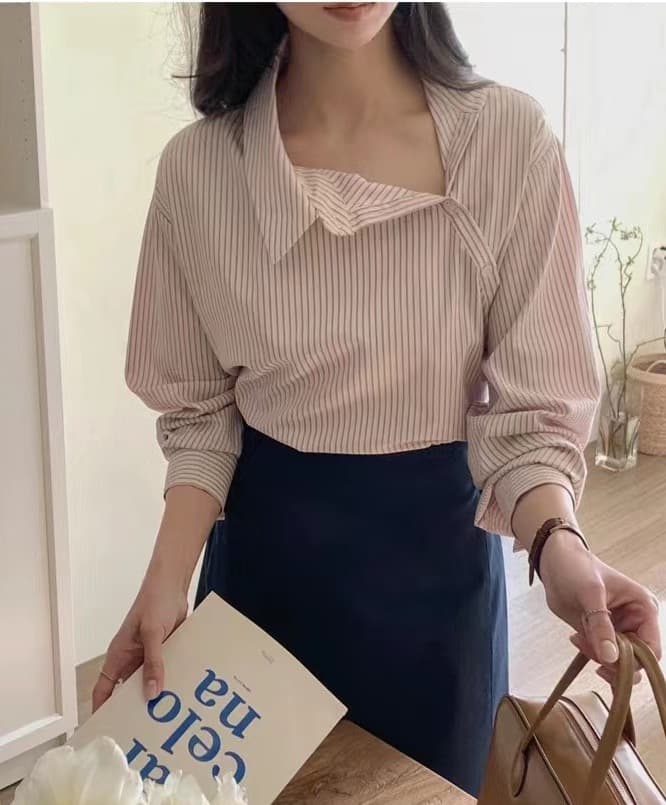 재고 있음 chic 한국 스타일 디자인 센스 Chic 폴로 칼라 불규칙 비스듬한 버클 스트라이프 긴팔 셔츠 이미지 4