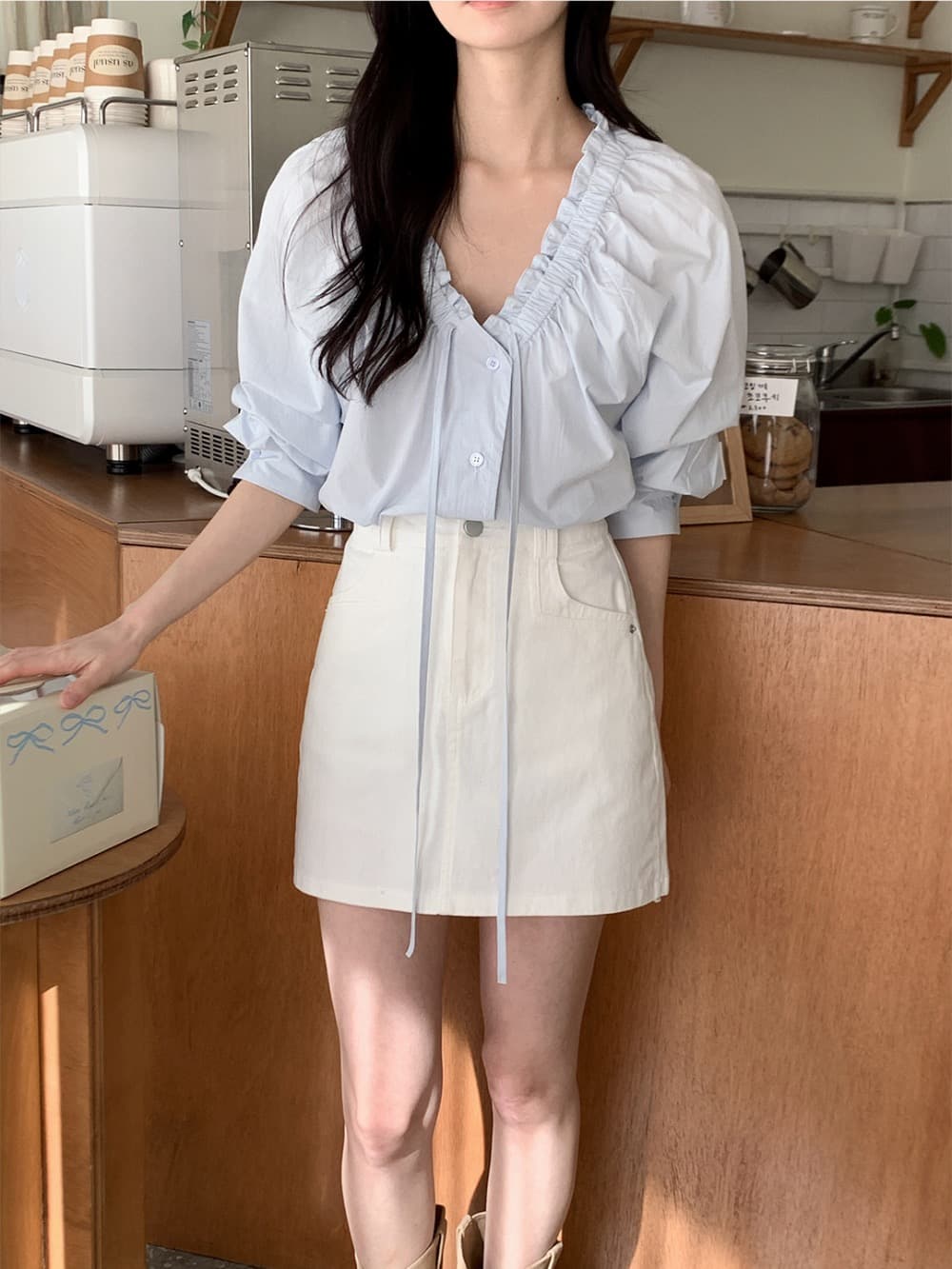 재고 있음 chic 이른 가을 한 부서 부드러운 프랑스식 품격 프릴 V넥 주름 장식 레이스업 긴팔 Chic 셔츠 상세 이미지 17