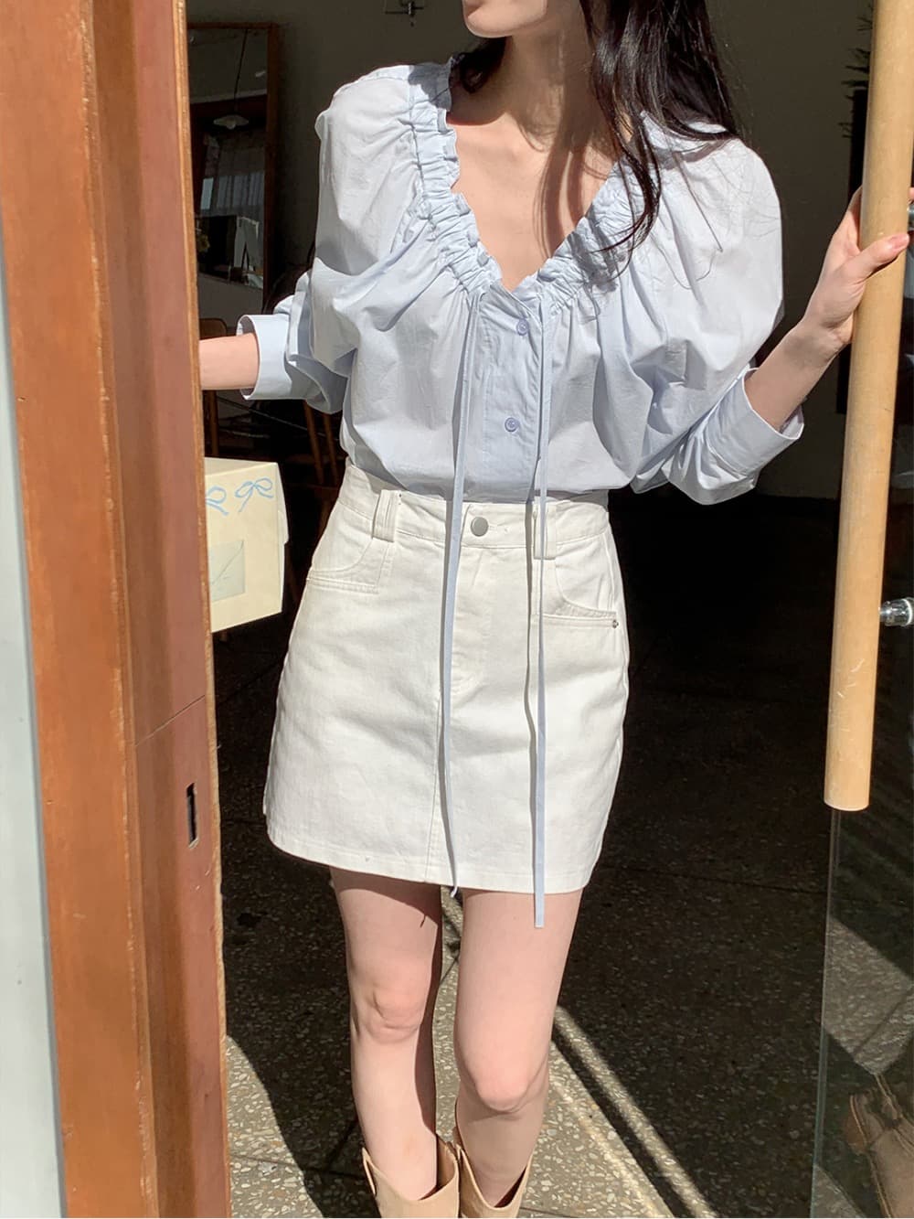 재고 있음 chic 이른 가을 한 부서 부드러운 프랑스식 품격 프릴 V넥 주름 장식 레이스업 긴팔 Chic 셔츠 상세 이미지 18
