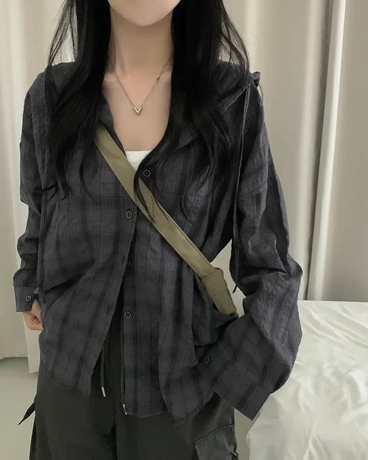 재고 있음 한국 스타일 다용도 체크무늬 후드 셔츠 여성 코트 자외선 차단 체크무늬 긴팔 셔츠 상세 이미지 5
