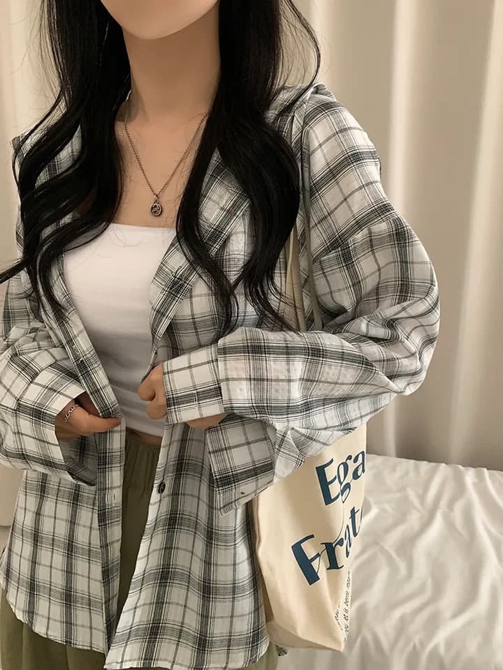 재고 있음 한국 스타일 다용도 체크무늬 후드 셔츠 여성 코트 자외선 차단 체크무늬 긴팔 셔츠 상세 이미지 8