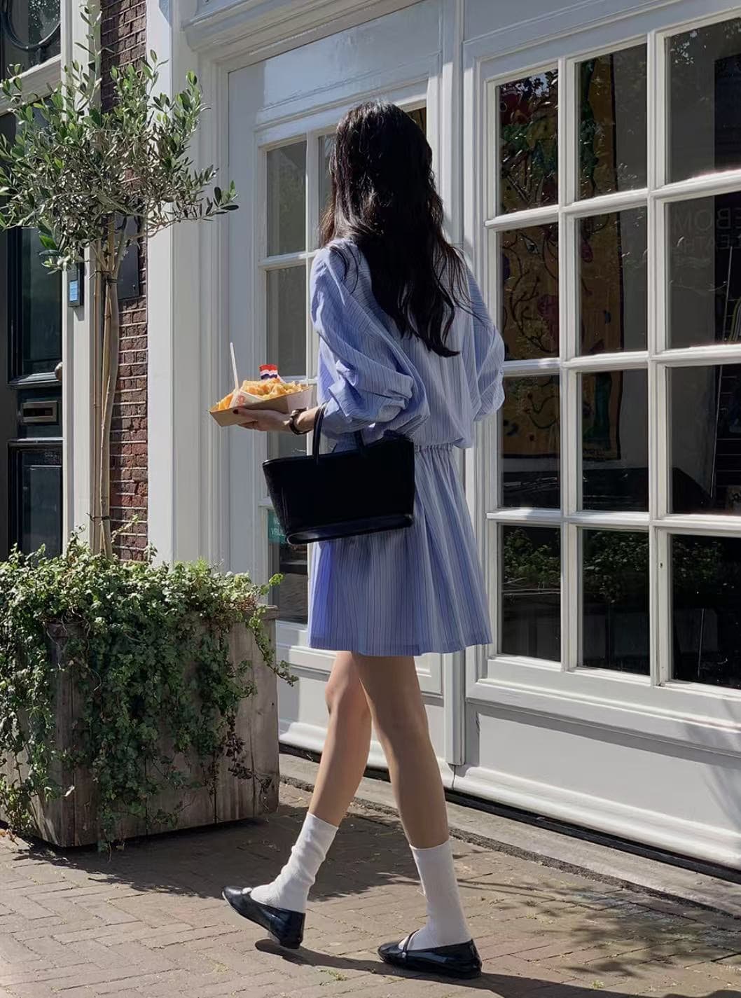 재고 있음 한국 chic 프랑스식 폴로 칼라 허리 수축 슬림해 보이는 긴팔 스트라이프 여성 드레스 상세 이미지 37