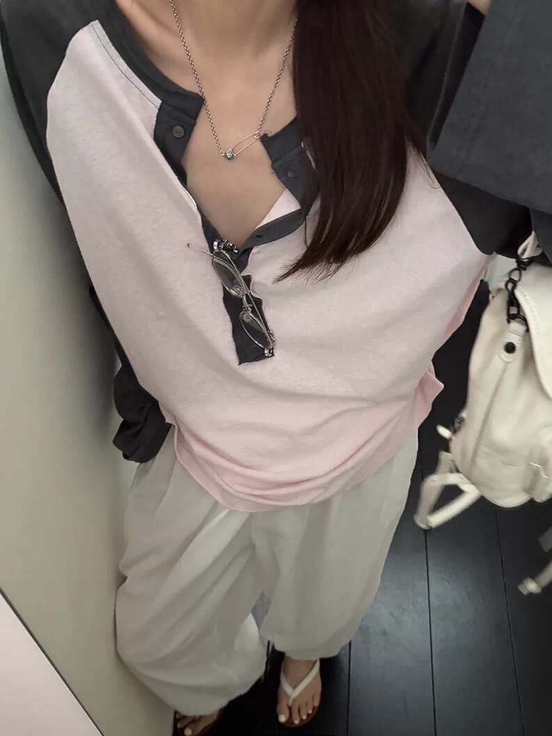 재고 있음 한국 동대문 느슨함 센스 느긋한 바람 얇은 스타일 배색 삽입 어깨 헨리 칼라 긴팔 티셔츠 여성 상세 이미지 9