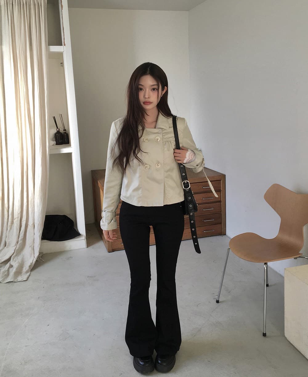 재고 있음 2026 가을 새로운 영국식 바람 이중 버튼 폴로 칼라 쇼트 스타일 긴팔 작은 바람 의류 여성 상세 이미지 8