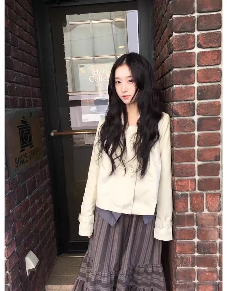 재고 있음 2026 가을 새로운 영국식 바람 이중 버튼 폴로 칼라 쇼트 스타일 긴팔 작은 바람 의류 여성 상세 이미지 12