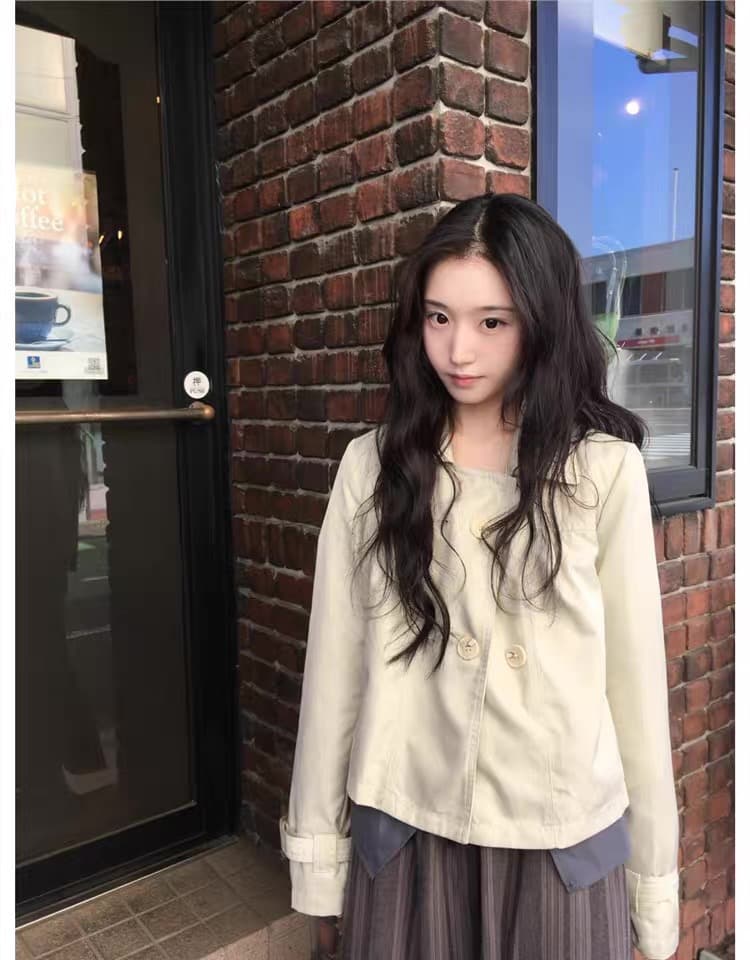 재고 있음 2026 가을 새로운 영국식 바람 이중 버튼 폴로 칼라 쇼트 스타일 긴팔 작은 바람 의류 여성 상세 이미지 14