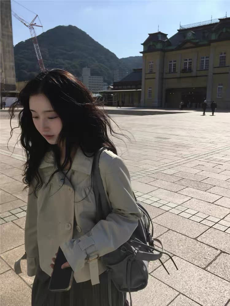 재고 있음 2026 가을 새로운 영국식 바람 이중 버튼 폴로 칼라 쇼트 스타일 긴팔 작은 바람 의류 여성 상세 이미지 24