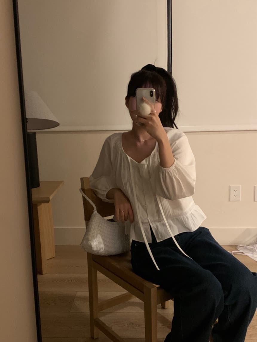 재고 있음 2026 동대문 ins 리본 달콤함 벌룬 소매 단추 연꽃 잎 긴팔 여성 셔츠 상세 이미지 3