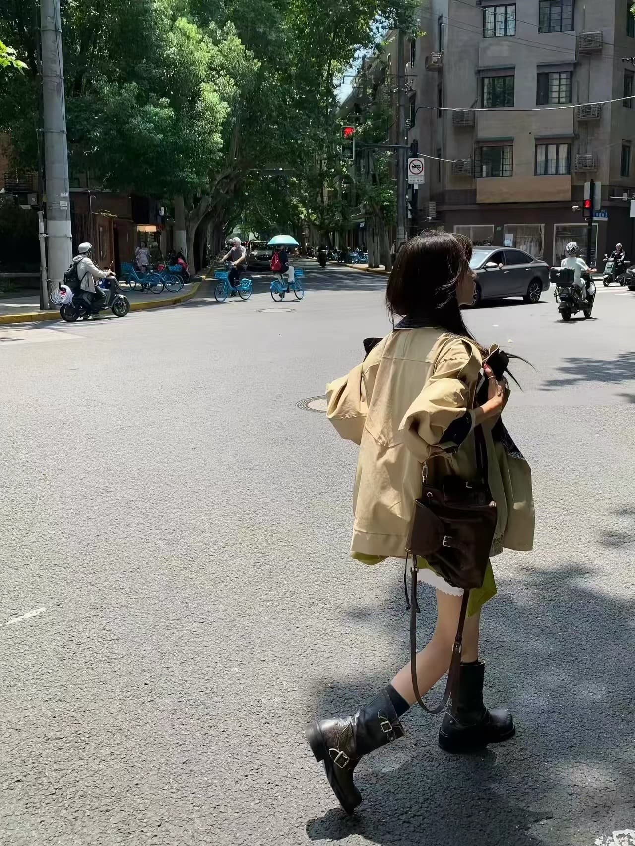 재고 있음 한국 동대문 2026 가을 섹션 한 부서 다용도 체크무늬 패치워크 재킷 재킷 상세 이미지 21
