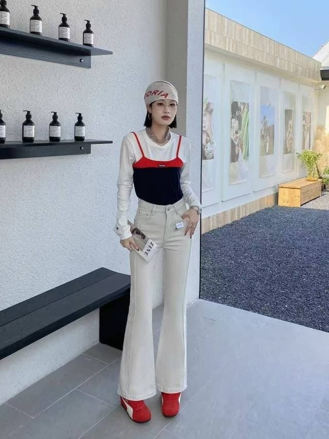 화이트 부츠컷 청바지 여성 2026 봄 여름 새로운 작은 키 핫걸 슬림해 보이는 다용도 나팔 바닥 청소 바지