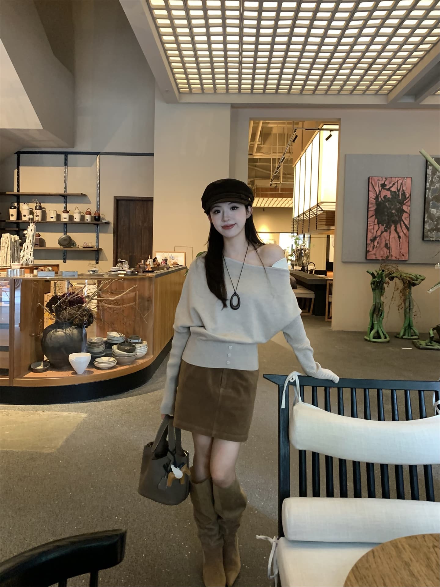 실사 정가 부드러운 품격 비스듬한 어깨 니트 스웨터 디자인 센스 루즈핏 느긋한 페이크 레이어드 스웨터 반 스커트 이미지 3