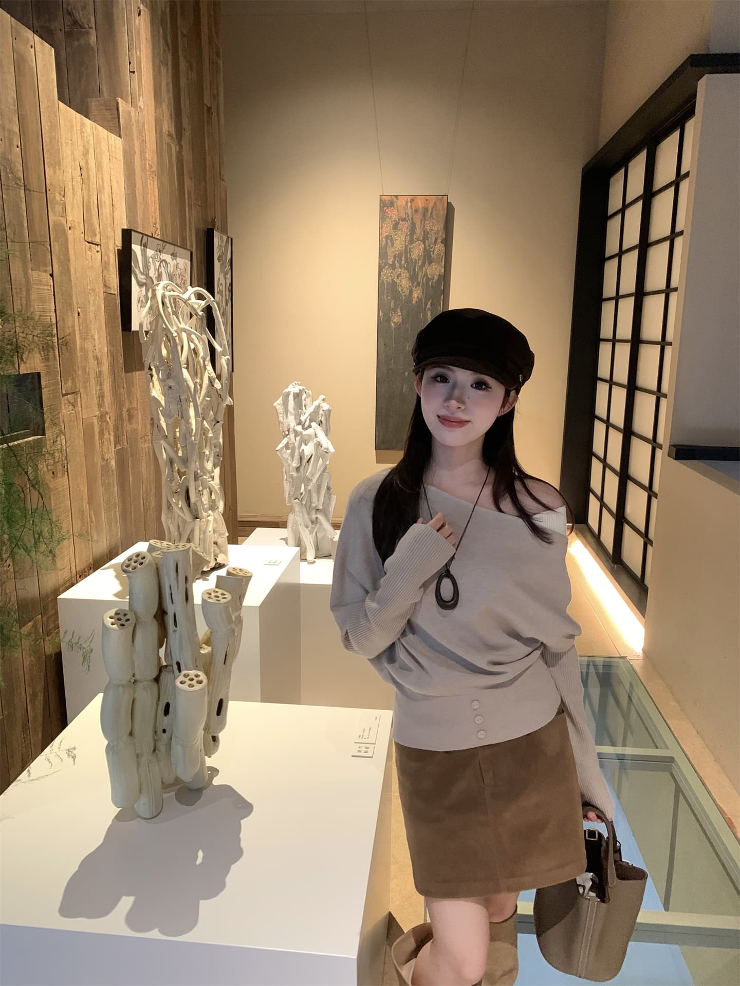실사 정가 부드러운 품격 비스듬한 어깨 니트 스웨터 디자인 센스 루즈핏 느긋한 페이크 레이어드 스웨터 반 스커트 상세 이미지 1