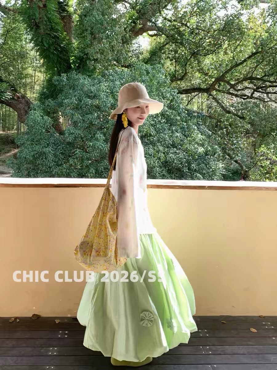 chic club 2026 ss 부드러운 바람 3 차원 꽃 디자인 꽃밭 반신 스커트 프린트 플리츠 오픈 가디건 맨위 상세 이미지 7