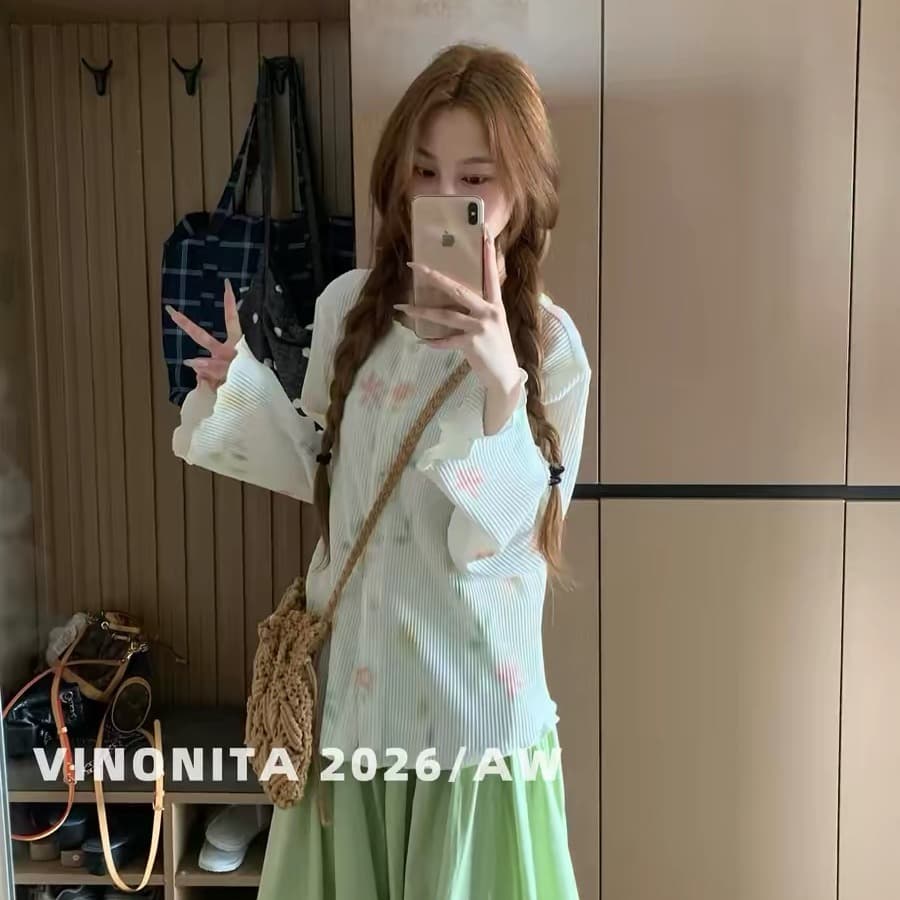 지금 재고 있음 vinonita 26aw 부드러운 초점 꽃 그림자 부드러운 프린트 플리츠 오픈 가디건 맨위 이미지 5