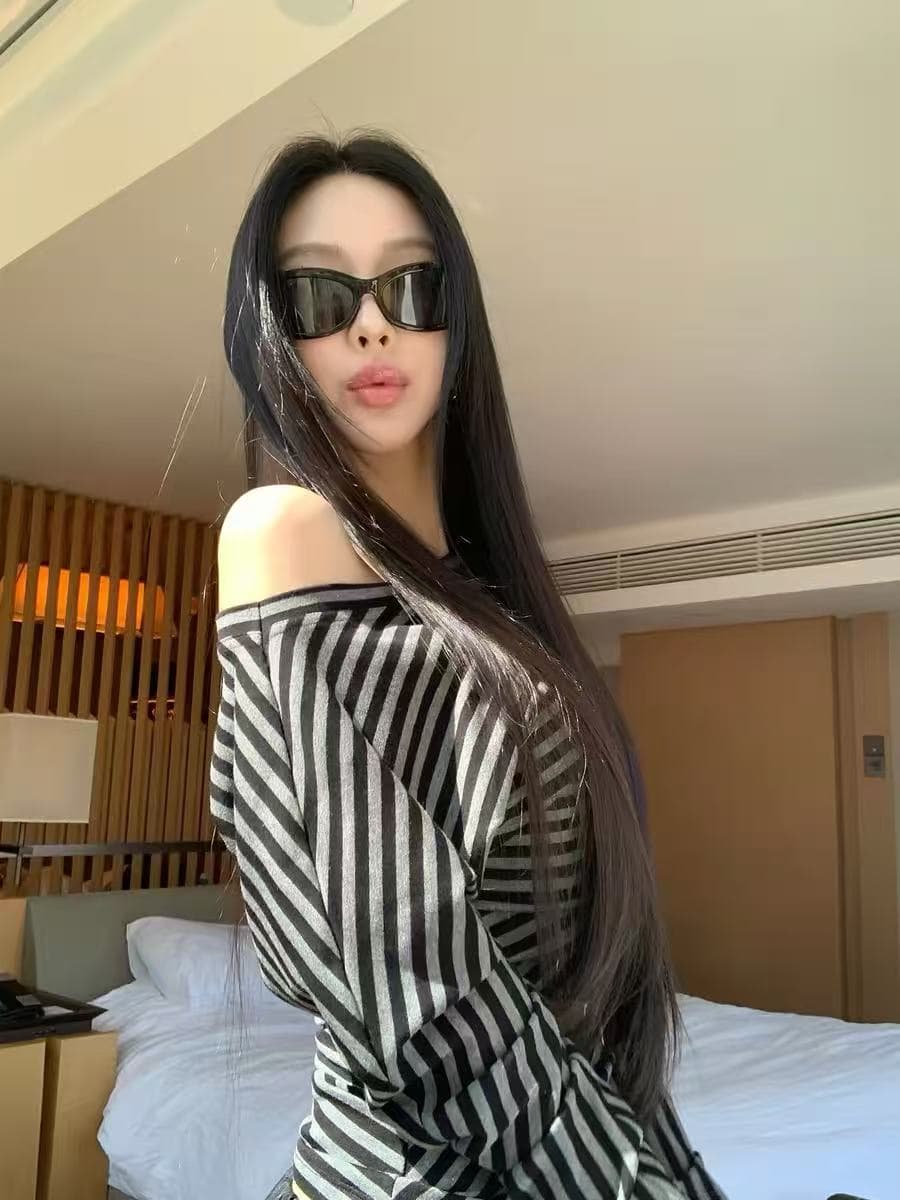 fbblimit 종이 맨 데이 실크 혼방 불규칙 오프숄더 긴팔 티셔츠 느긋한 다용도 슬림해 보이는 맨위 이미지 3