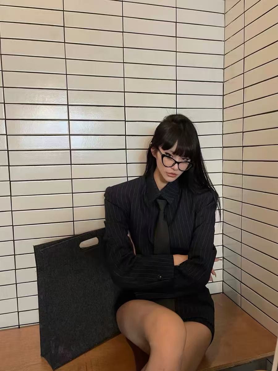 0122stepll 속어 변호사 파란색 로얄 자매 셔츠 정장 세트 슬림해 보이는 고급 핫걸 반바지 투피스 세트 이미지 3
