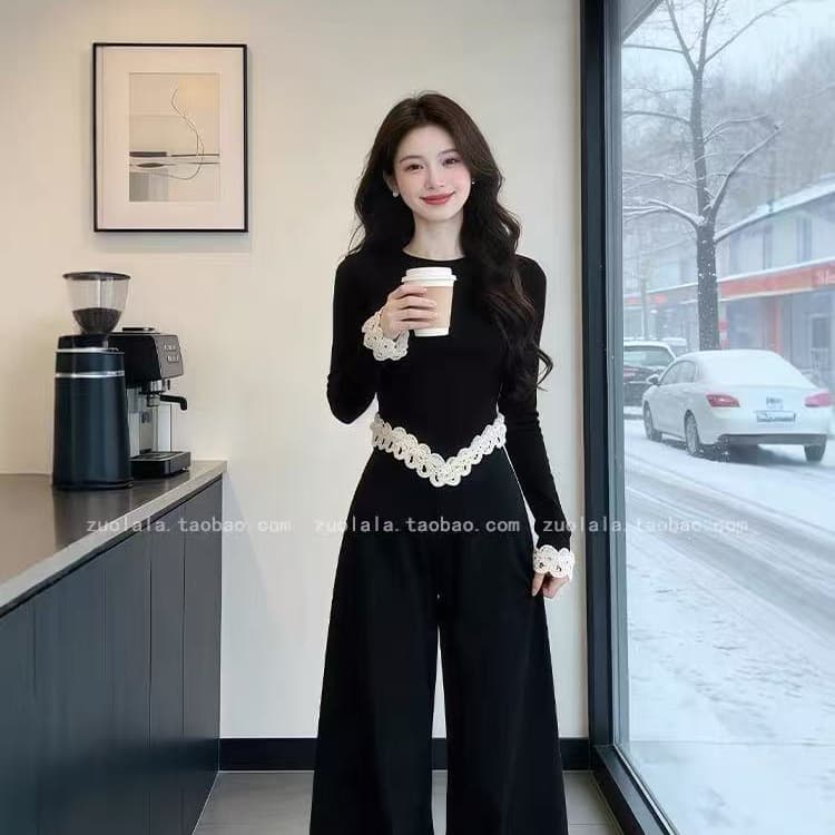 레이스 레이스 패치워크 긴팔 티셔츠 디자인 센스 작은 대중 벨벳 가을 겨울 새로운 프랑스식 레트로 맨위 여성 이미지 4