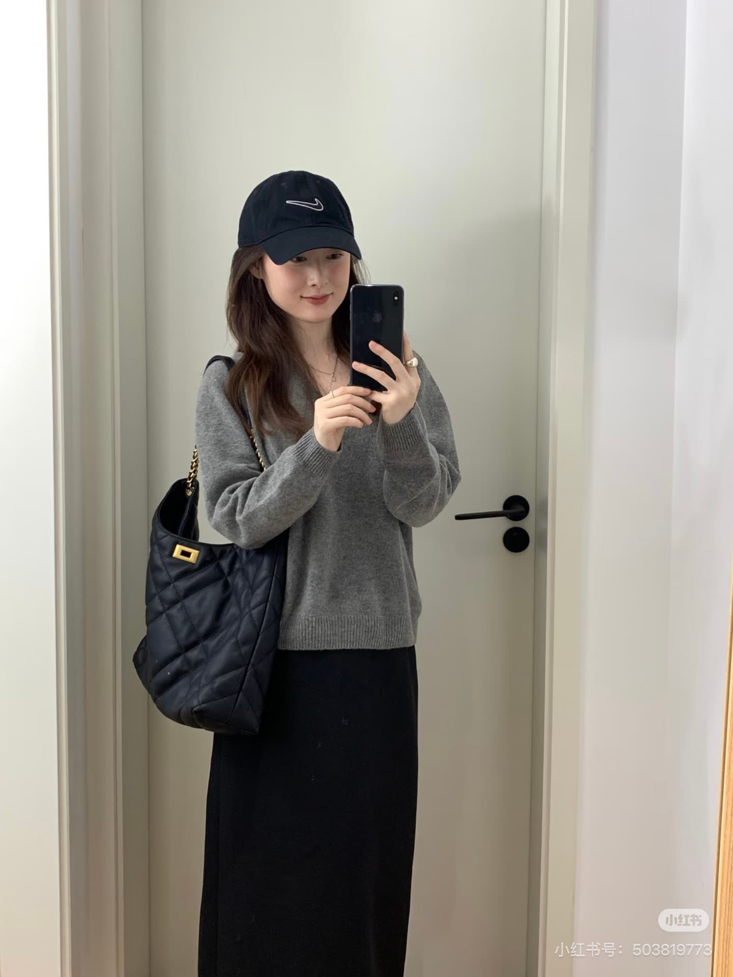 지금 재고 있음 한국 chic 루즈핏 느긋한 스웨터 V넥 풀오버 보온 니트 맨위
