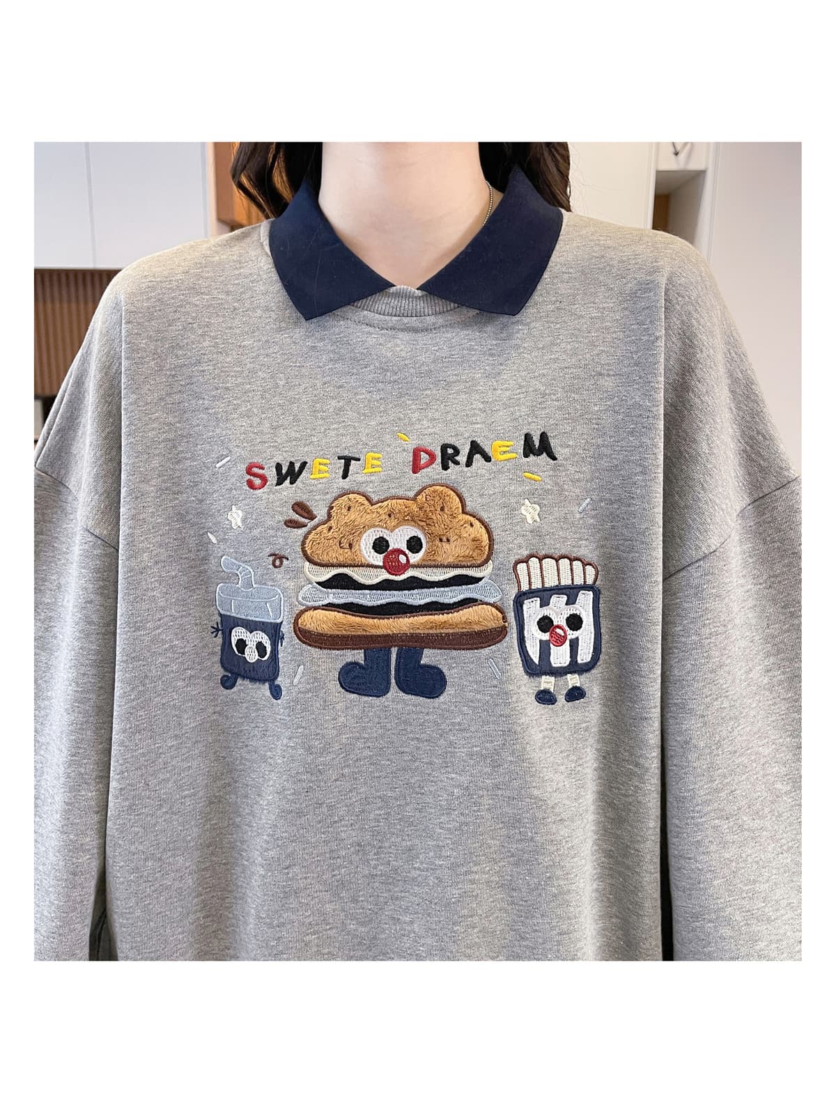 실사 POLO 칼라 패치워크 후드티 여성 2026 새로운 봄 가을 학원 스타일 루즈핏 연령 감소 페이크 레이어드 맨위 상세 이미지 14