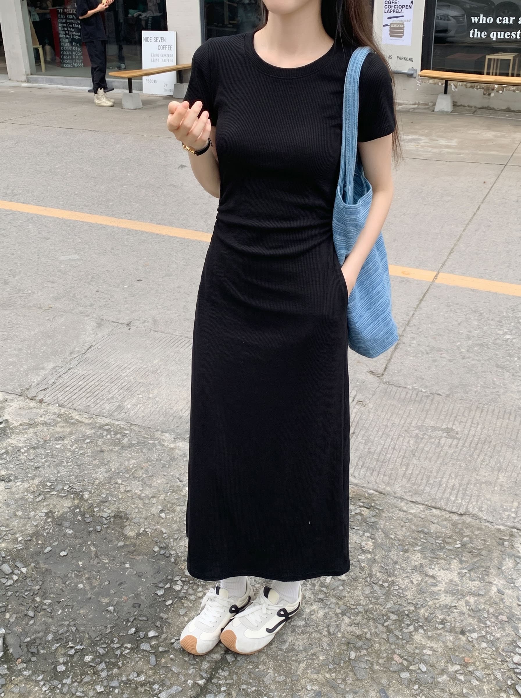 정가 실사 검정색 반팔 티셔츠 여성 드레스 여름 여름 시즌 고급 센스 품격 허리 수축 슬림해 보이는 루즈핏 롱 스커트 상세 이미지 9